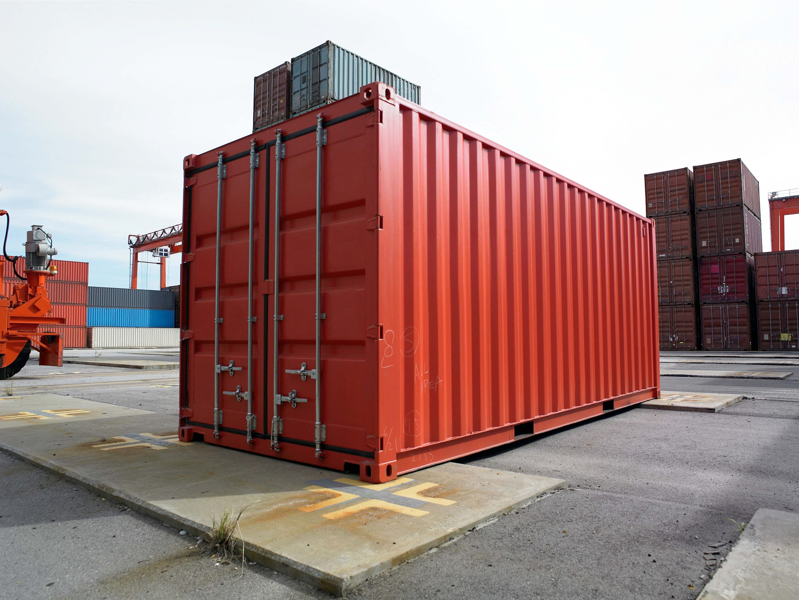 Large,Number,Of,Metal,Shipping,Containers